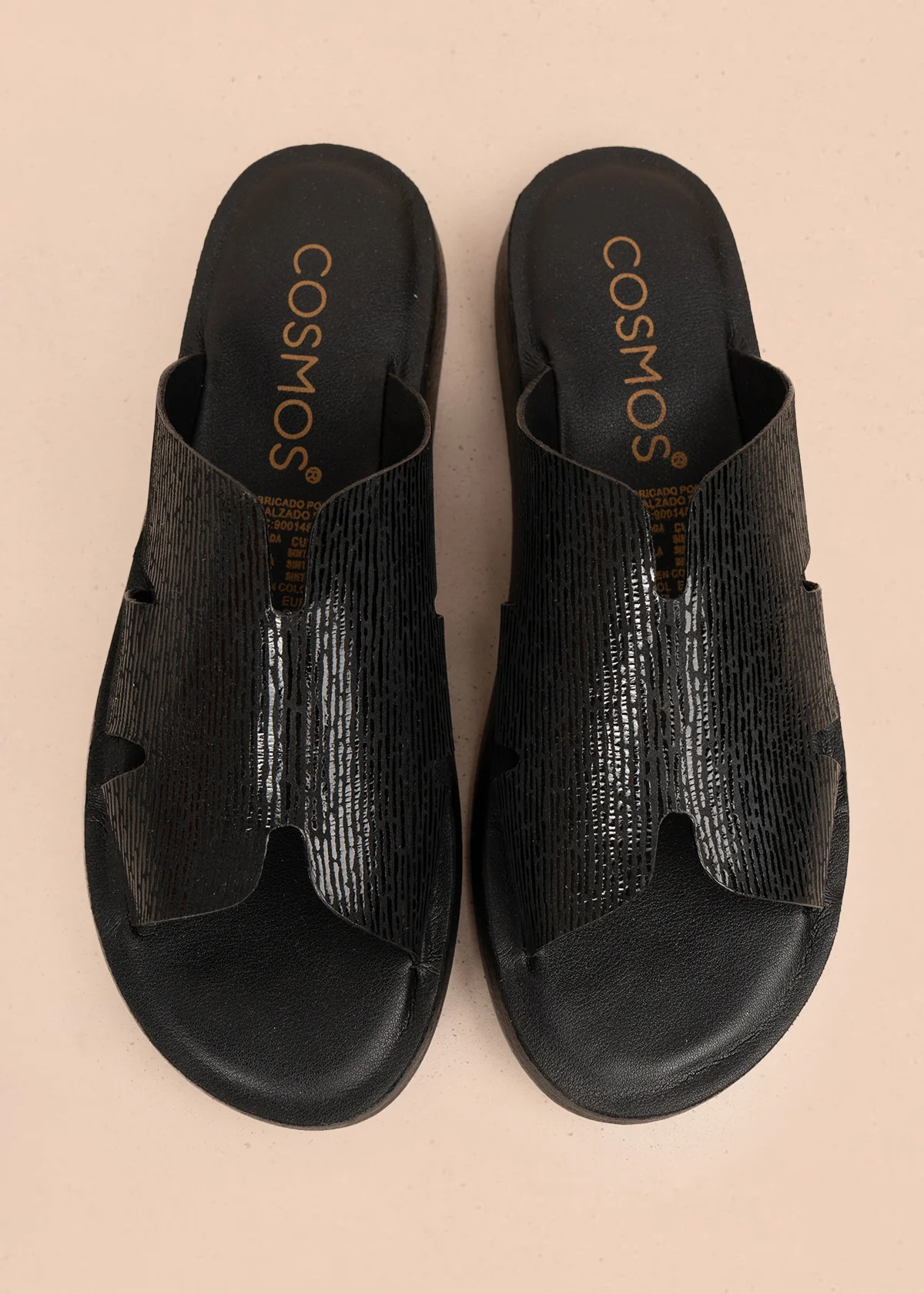 Sandalias en cuero color negro con tiras anchas texturizadas 106991 - Image 3