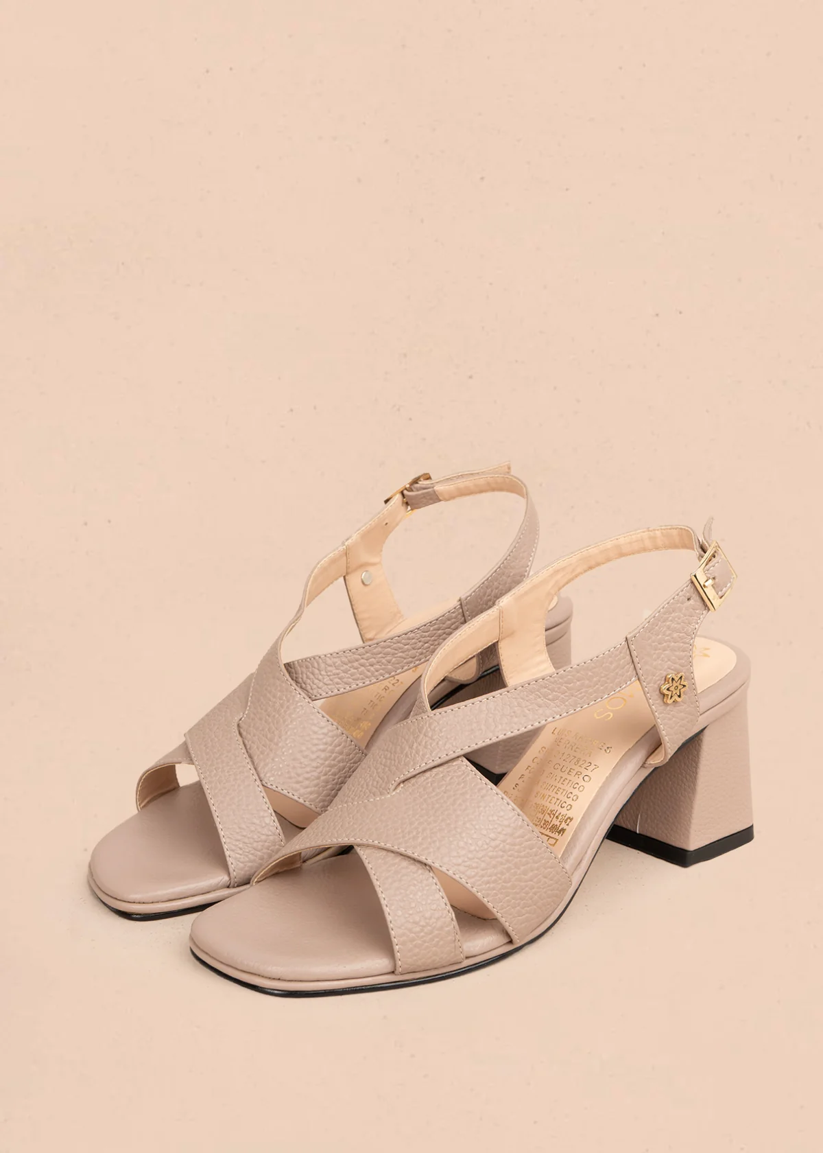Sandalia en cuero color taupe con correas entrecruzadas 106155 - Image 2