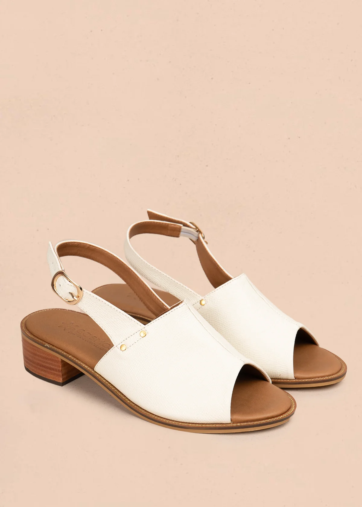 Sandalias altas color talco con textura croco y correa ajustable 107019 - Image 2