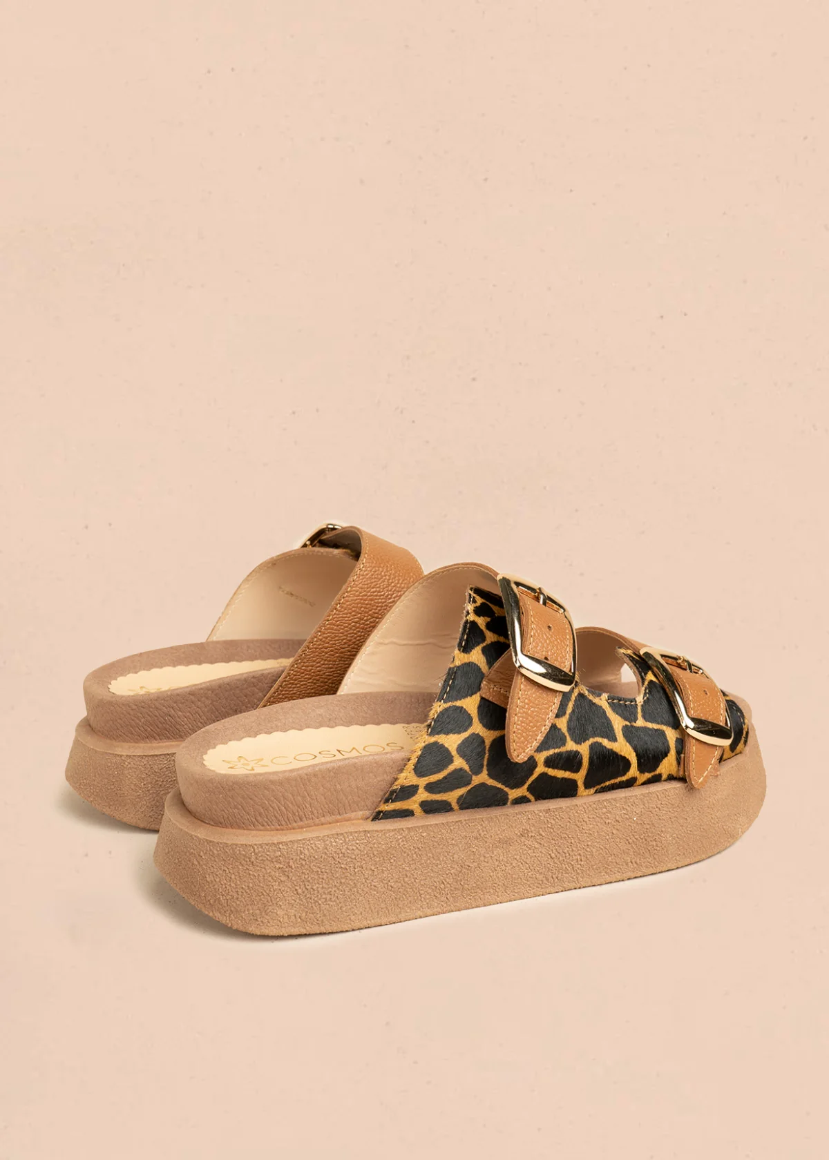 Sandalias planas de cuero color miel con detalle animal print 106515 - Image 4