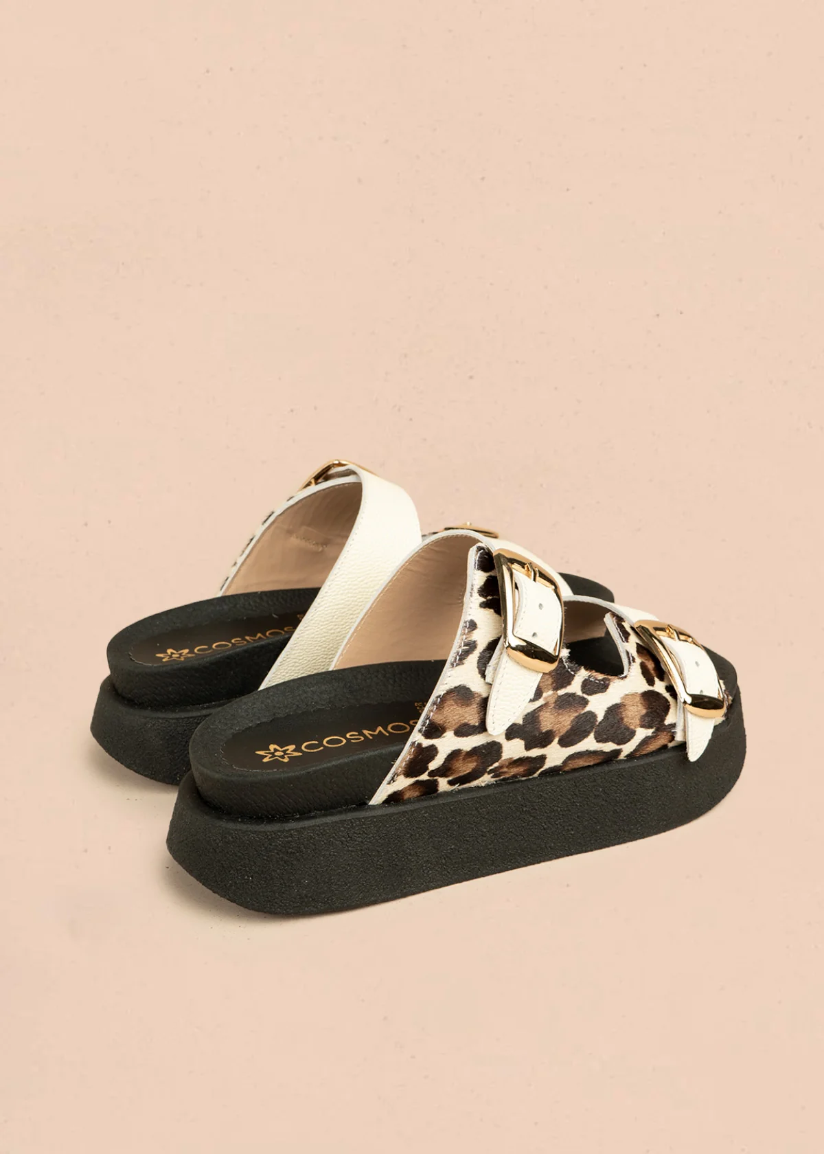Sandalias planas de cuero color talco con detalle animal print 106515 - Image 6