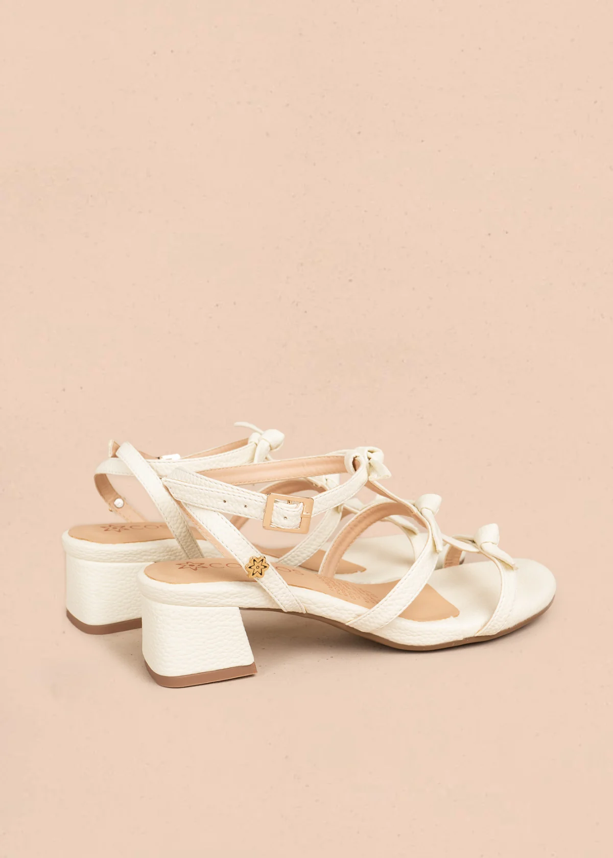Sandalias color talco con tiras y nudos decorativos 106530 - Image 5