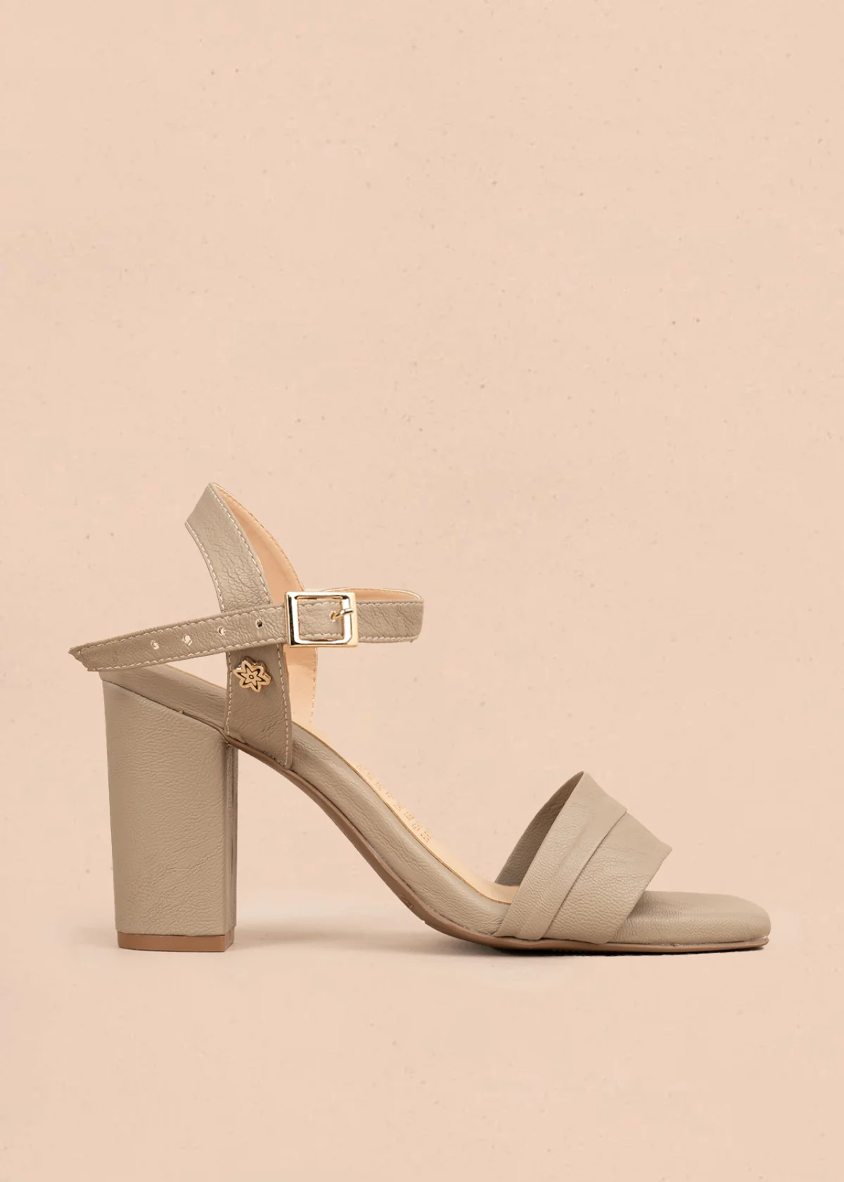 Sandalias altas color taupe 106090