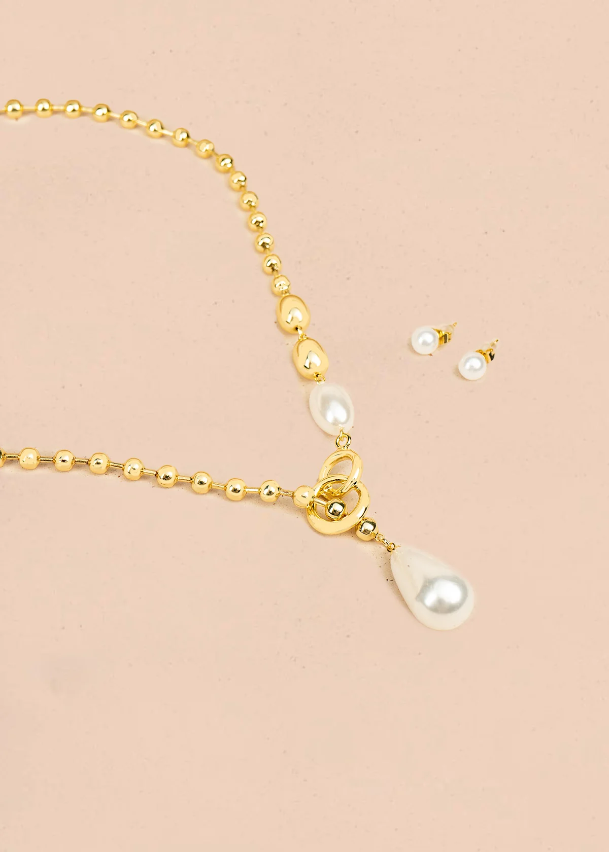 Set collar dorado + aretes de perlas 106355 - Image 5
