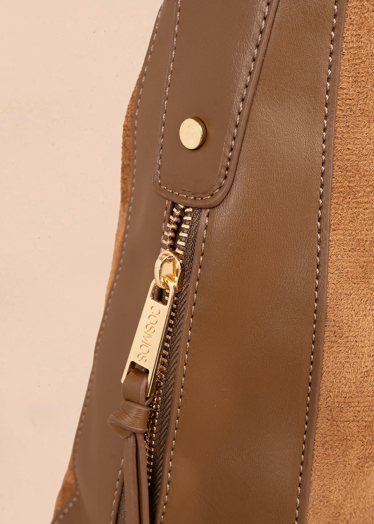 Bolso tipo shopping color miel textura en gamuza sintética 106292 - Image 2