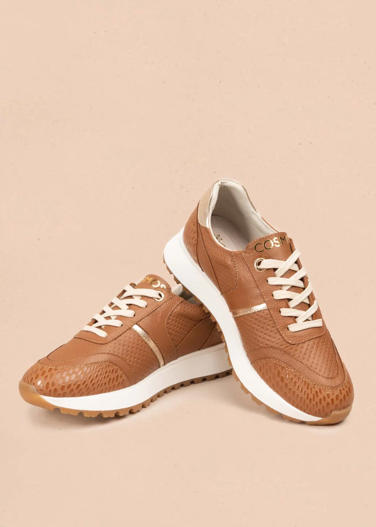 tenis casuales en cuero color miel con raya decorativa y textura croco 106020 - Image 6