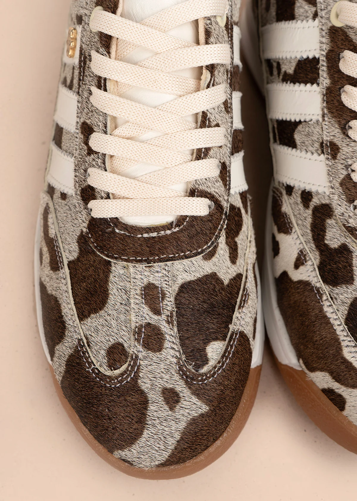 Tenis casuales de cuero color café con cuero animal print 106042 - Image 7
