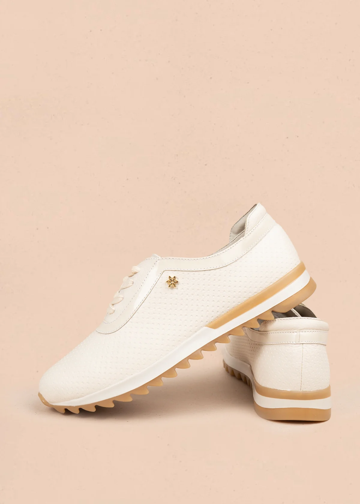 Tenis casuales en cuero color talco 106021 - Image 5