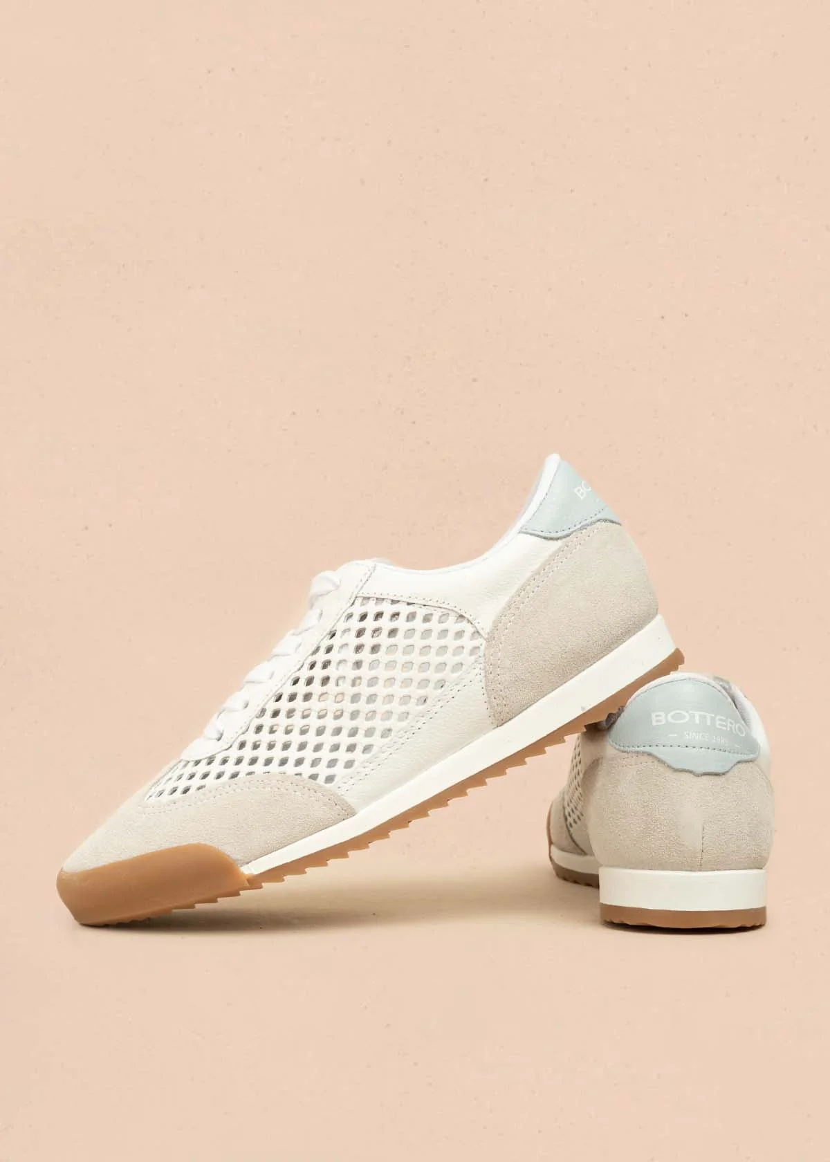 Tenis deportivos en cuero color blanco con perforaciones 105978 - Image 4