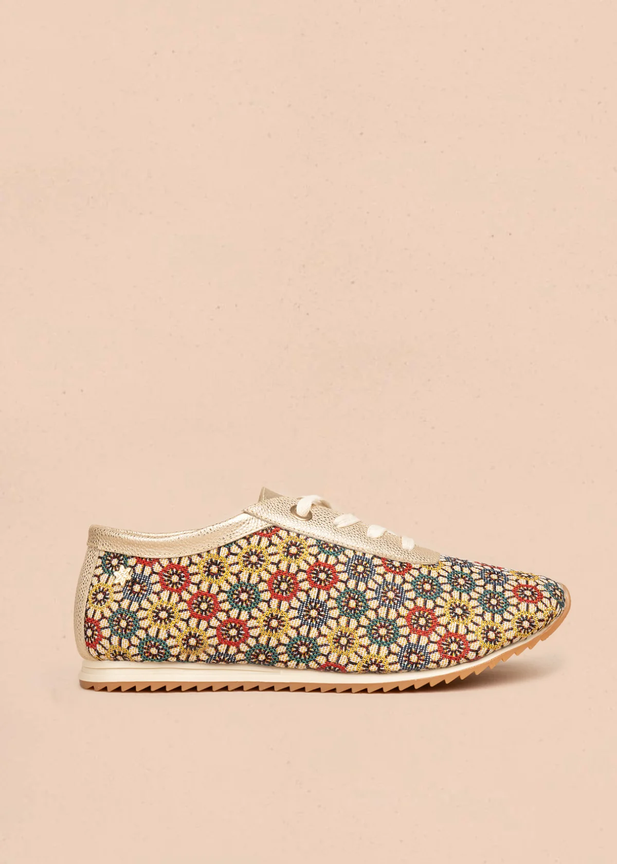 Tenis casuales en cuero multicolor con tejido floral 106482