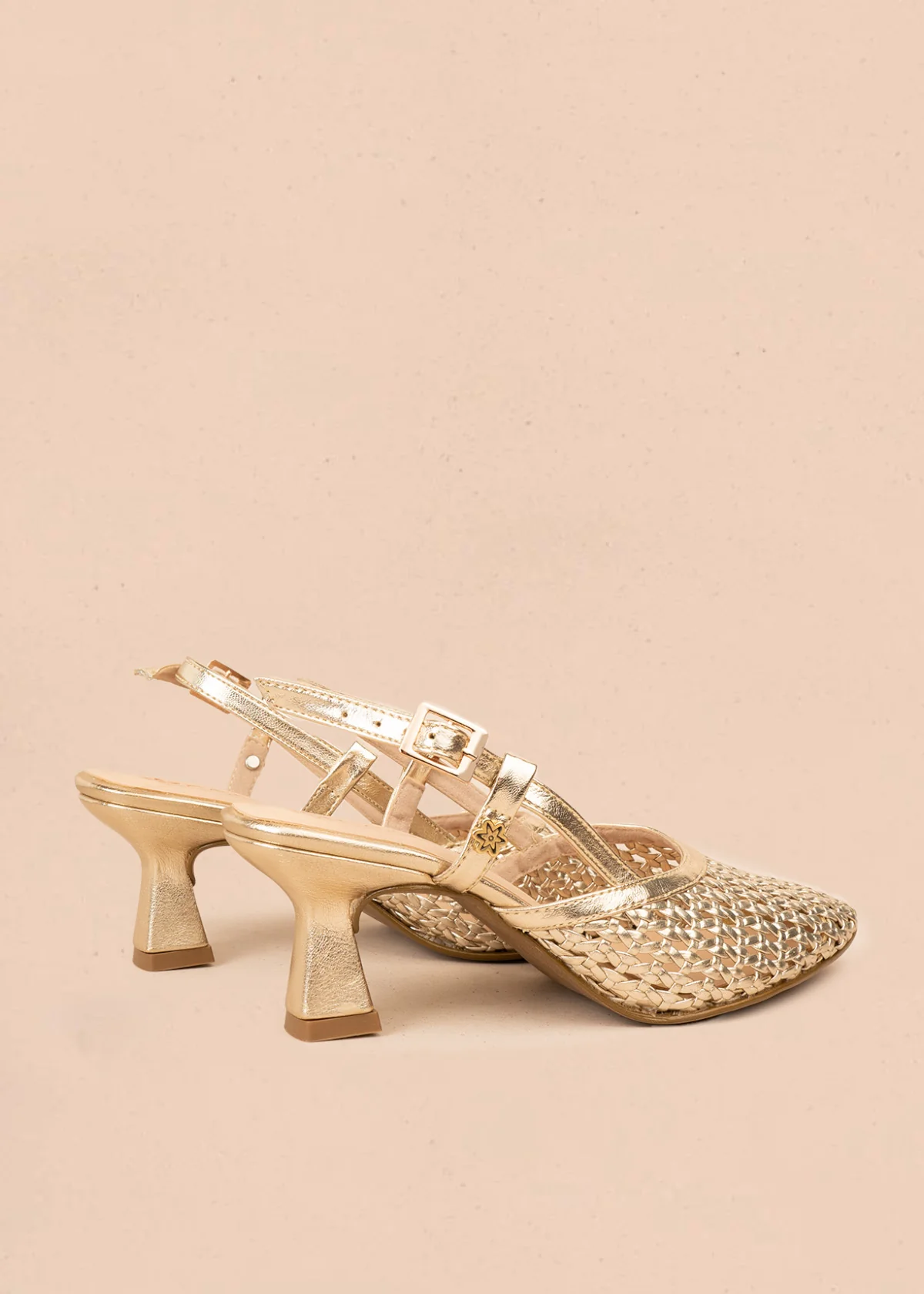 Tacones trabilla color champaña con malla trenzada 106526 - Image 5