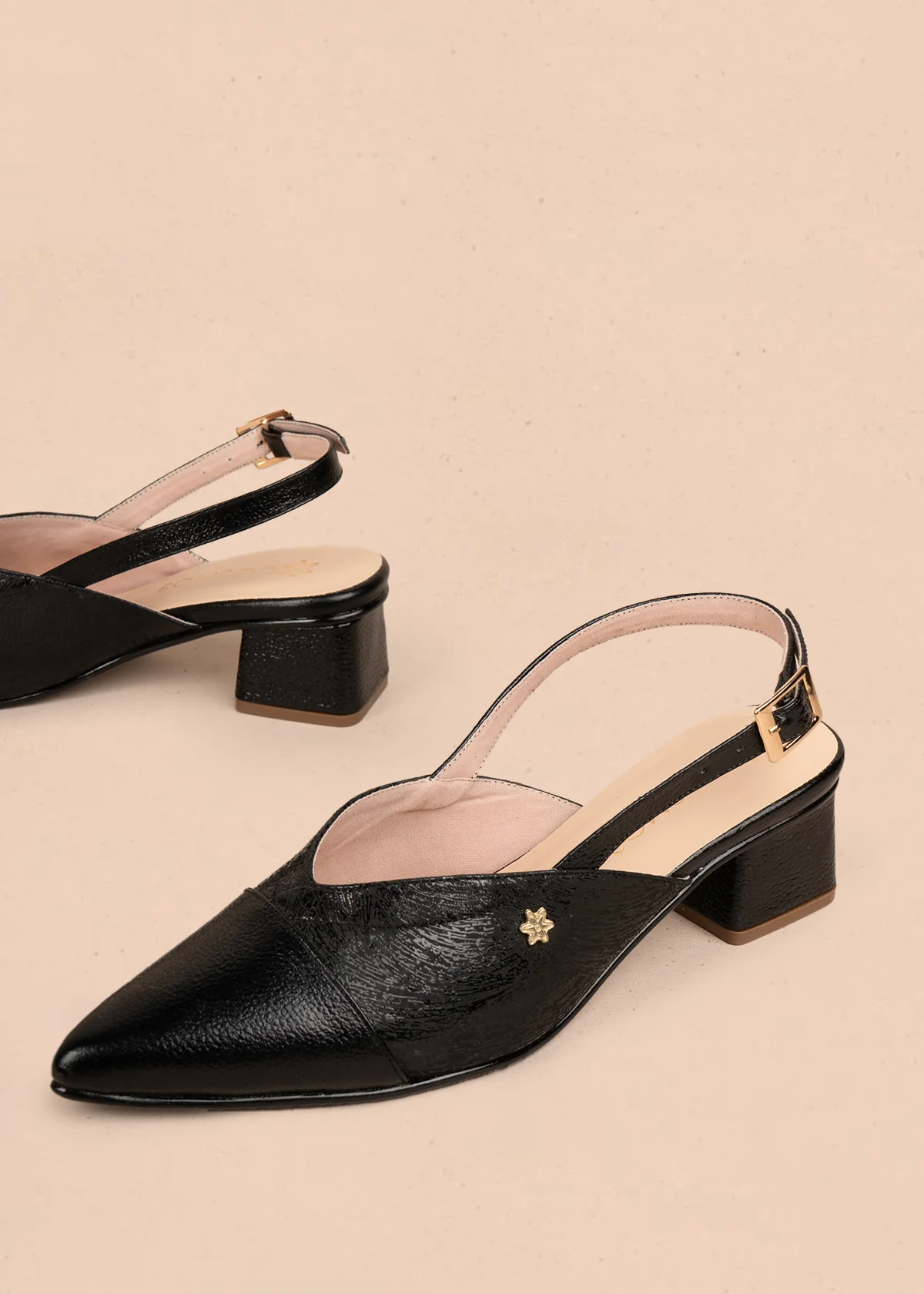Tacones trabilla en cuero color negro 107003 - Image 5