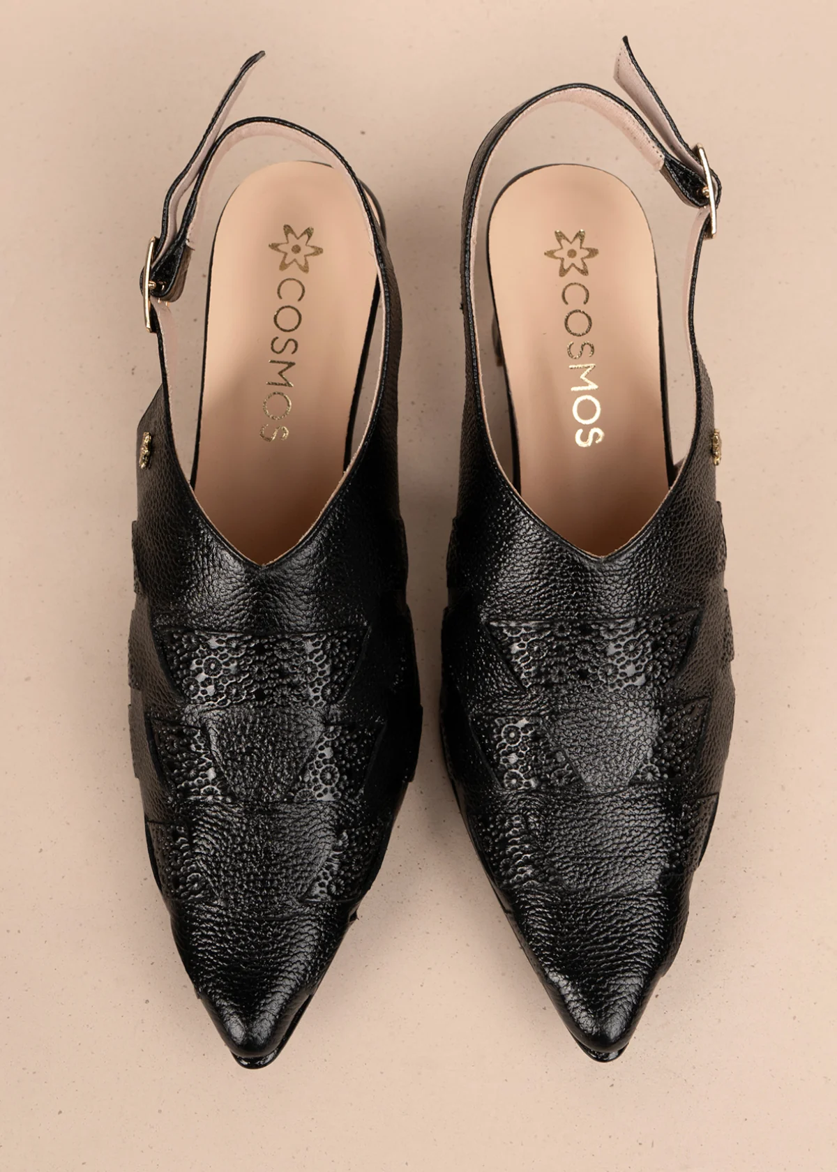 Tacones trabilla en cuero color negro con figuras en rombo 107011 - Image 5