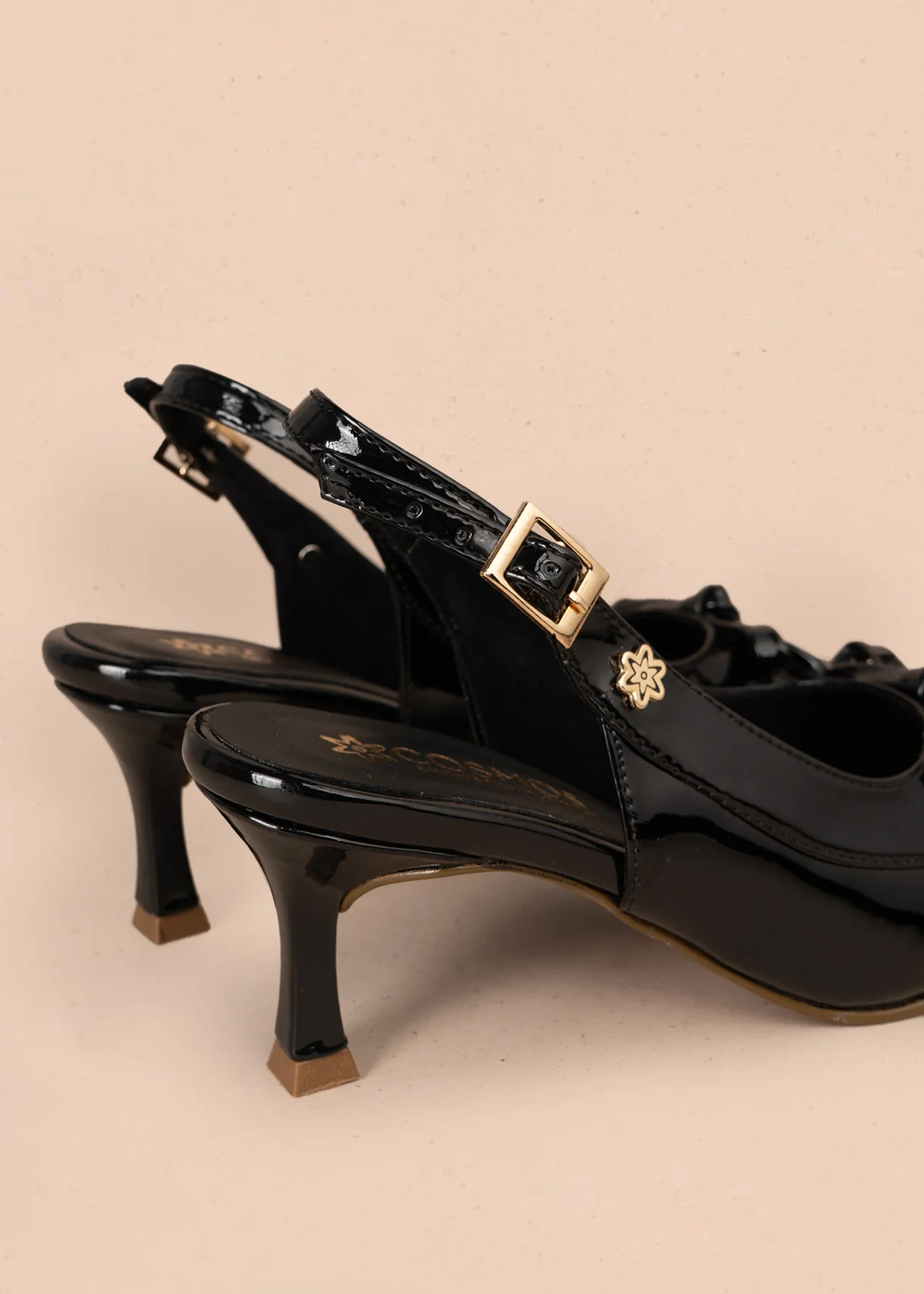Trabilla color negro con punta fina y moño decorativo 106088 - Image 5