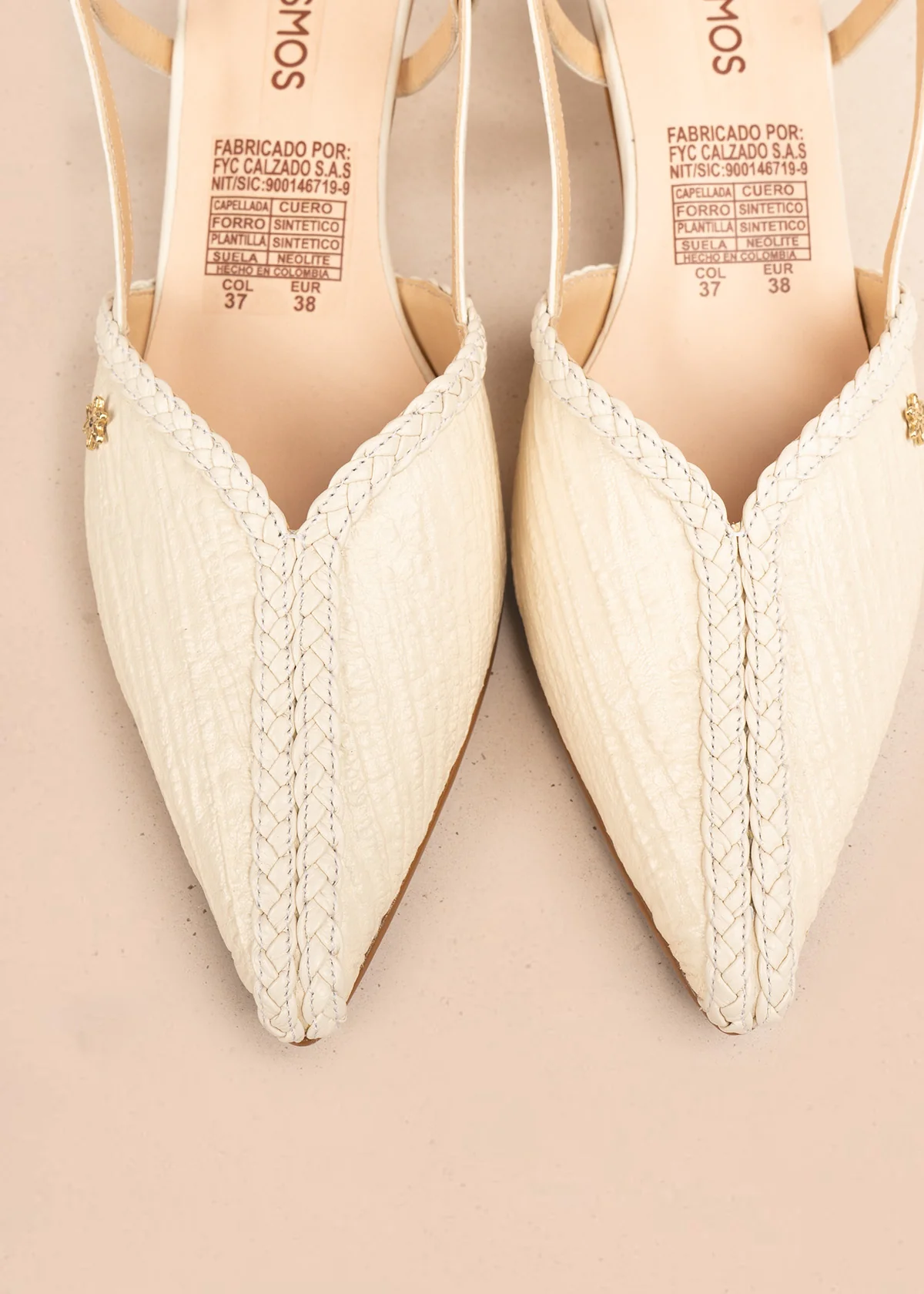 Tacones trabilla de cuero color beige con trenzado decorativo 106504 - Image 4
