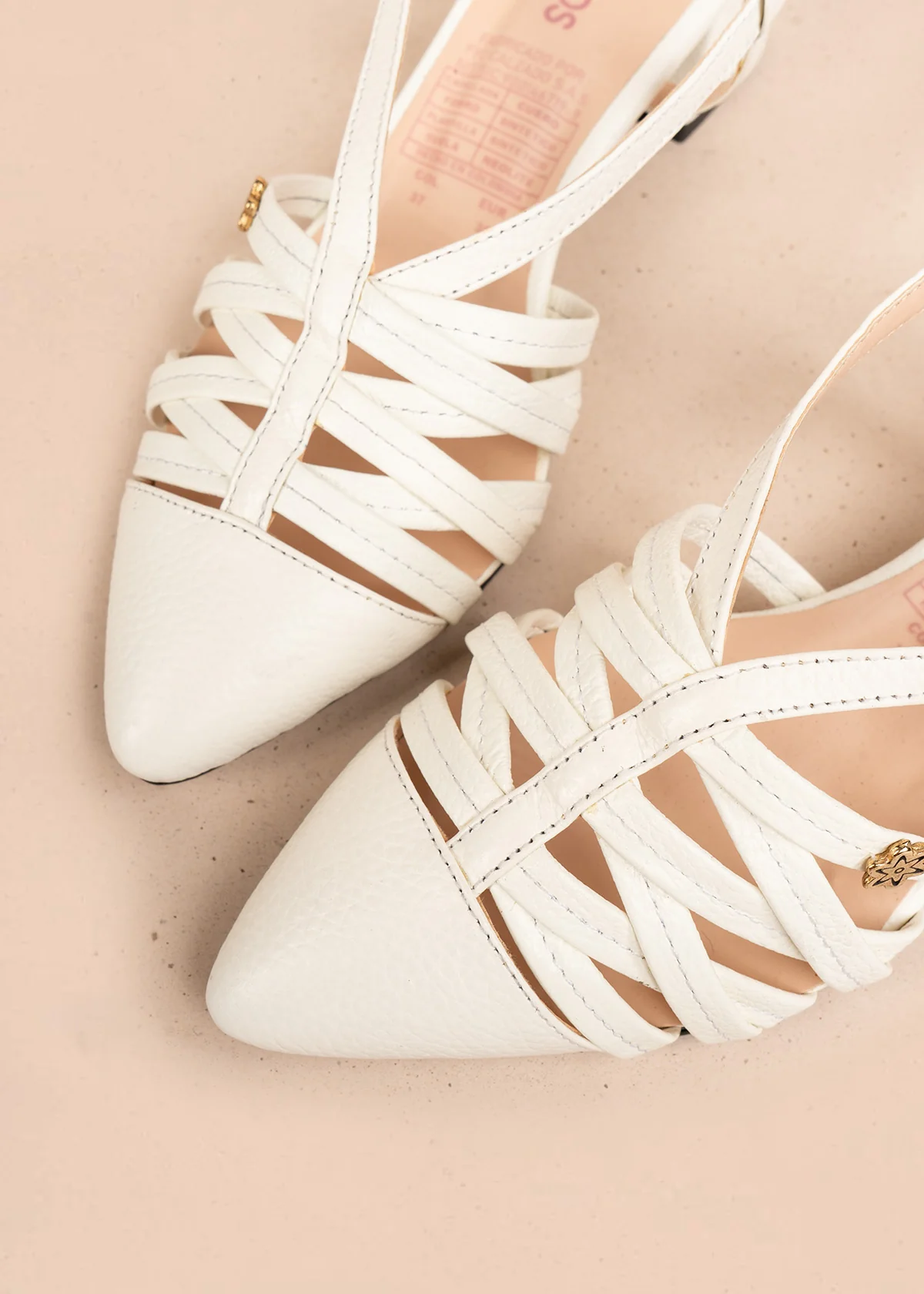 Tacones trabilla en cuero color blanco con tiras delgadas 106550 - Image 4