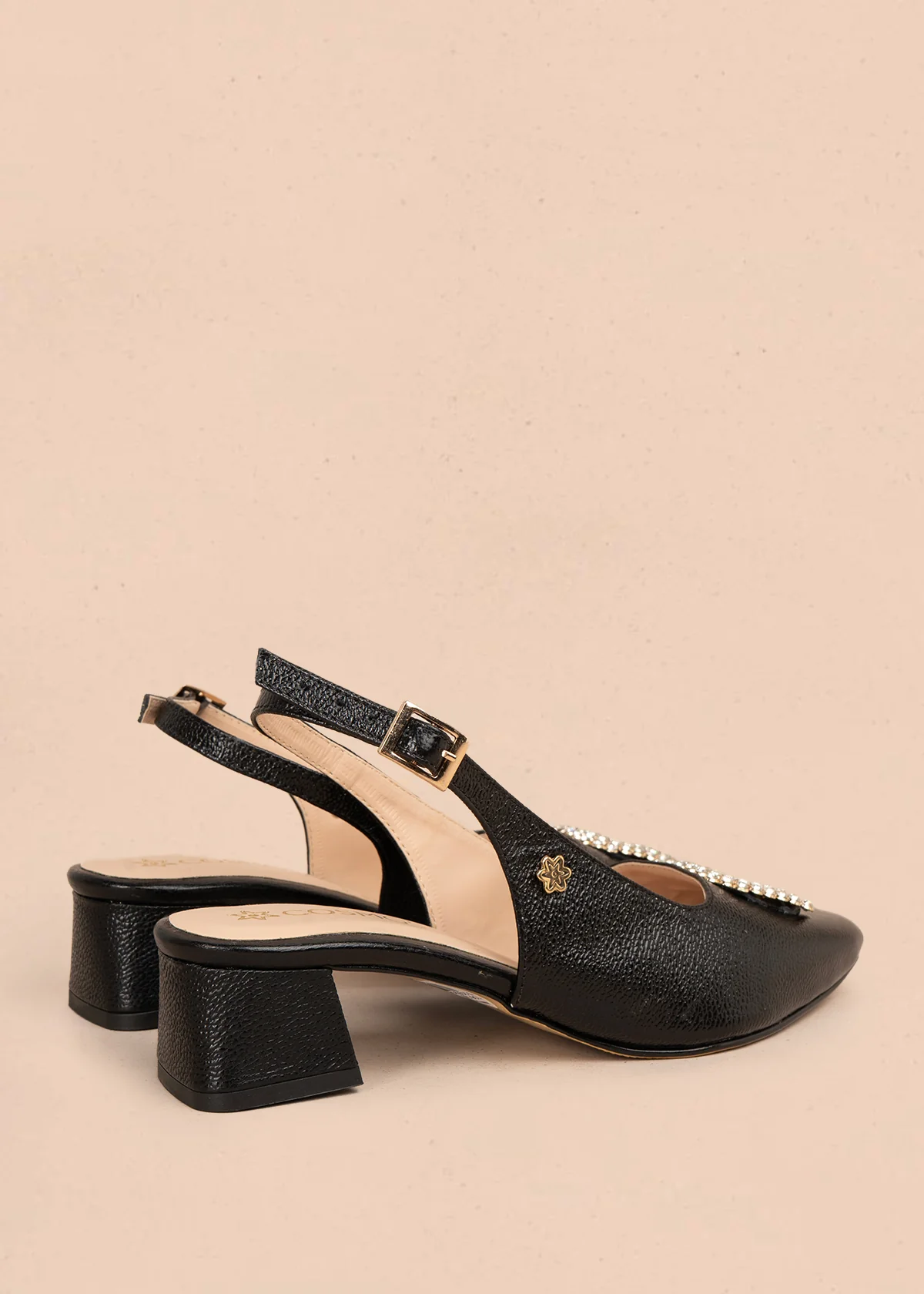 Tacones trabilla en cuero color negro con aplique de pedrería 106149 - Image 4