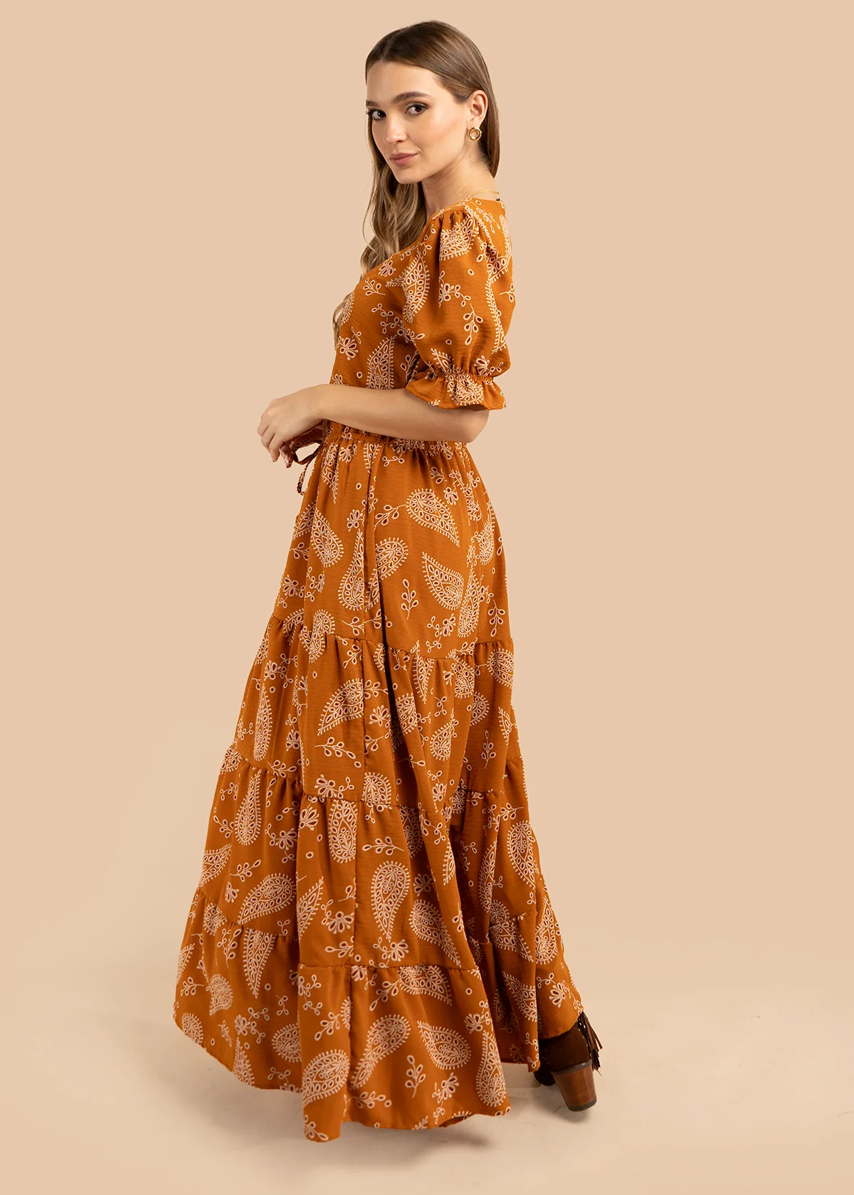 Vestido largo color terracota con diseño floral y cinturón ajustable 105972 - Image 4