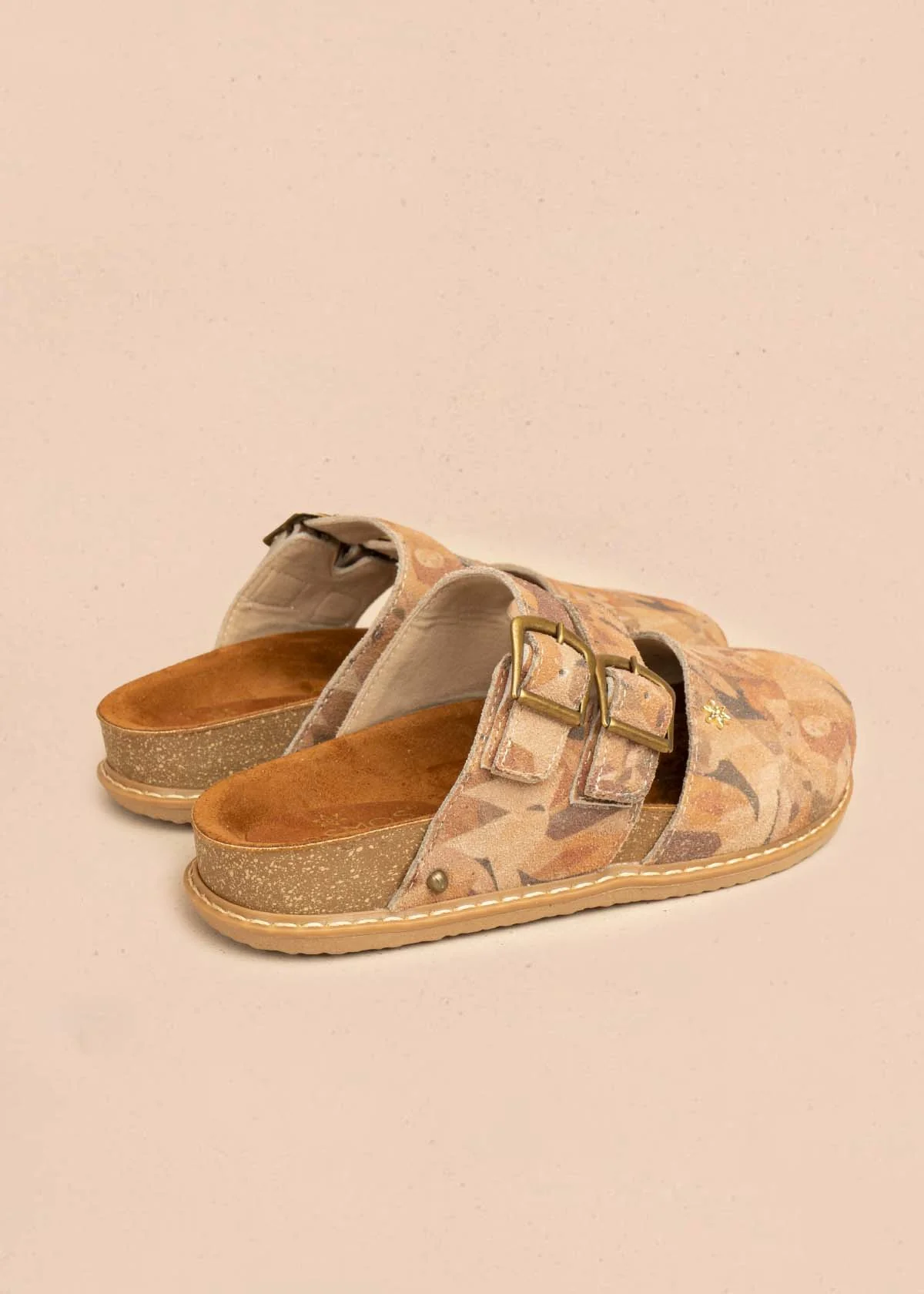 Zuecos en cuero color multicolor con estampado geométrico 106996 - Image 4